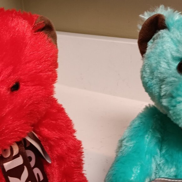 2 Hershey Chocolate Kisses Plush Bears - Picture 7 of 7